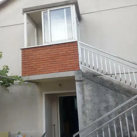 Dom Buha Apartamento *
